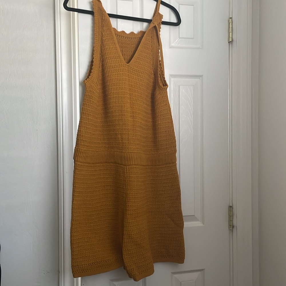 Universal Thread XL Romper - Picture 2 of 2